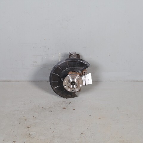 2012-2019 Volkswagen Jetta Beetle Passat Right Front Spindle Knuckle OEM