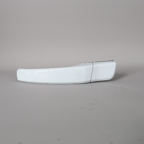 2014-2021 BMW i3 I01 Front Left Driver Exterior Door Handle OEM 51217408381