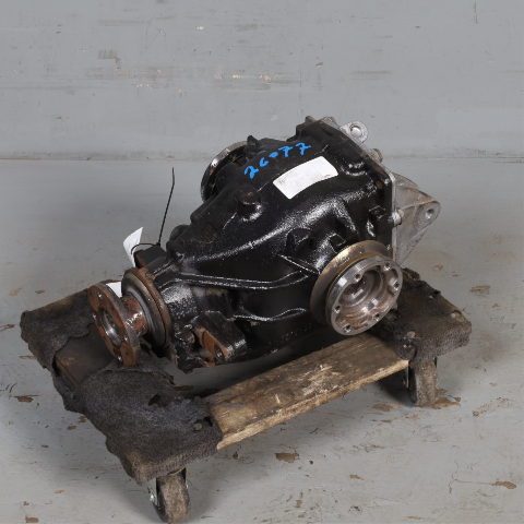 2001-2006 BMW 325i E46 Rear Axle Differential Carrier 33107531625 OEM