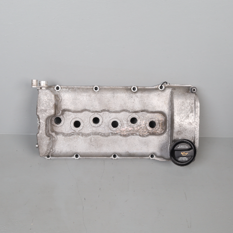 2002-2004 Volkswagen Jetta Golf GTI GLI 2.8 BDF Engine Valve Cover OEM