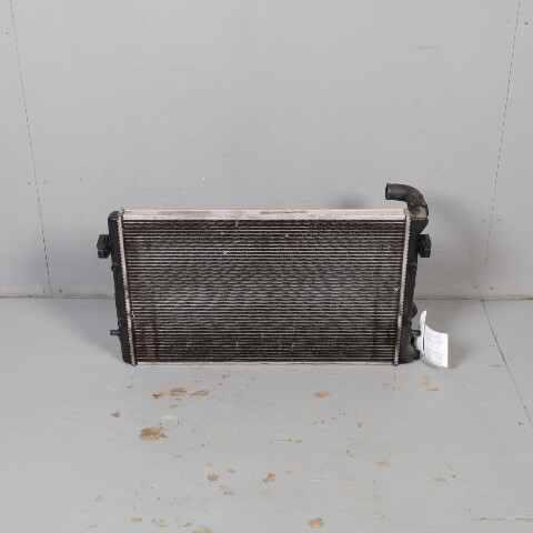1999-2005 Volkswagen Jetta Golf Radiator OEM 1J0121253AD