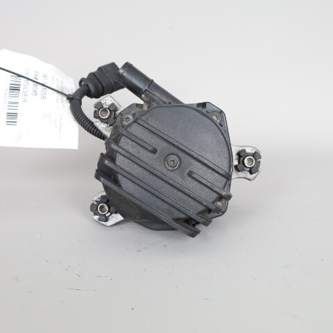 2003-2006 Porsche Cayenne 4.5 Right Air Injection Pump 7L5959253B OEM