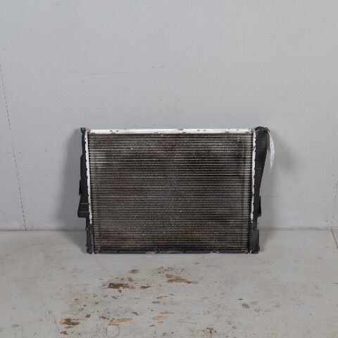 2006-2008 BMW Z4 3.0 Radiator 17117551635 OEM