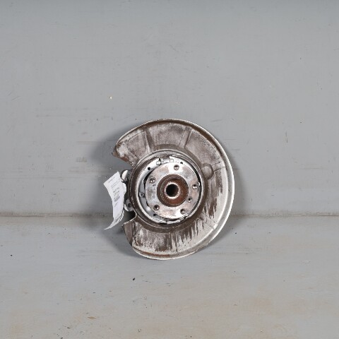 2007-2010 BMW 650i Left Driver Rear Spindle Knuckle Hub OEM 33326775079