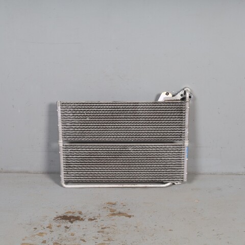 2006-2010 BMW 550i 650i Engine Oil Cooler Radiator OEM 17217534913