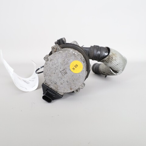 2011-2018 Porsche Cayenne Panamera Hybrid Auxiliary Coolant Water Pump OEM