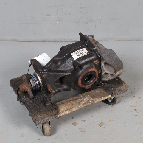 2012-2016 BMW 320i 328i 335i 428i 435i Rear Differential Carrier 33107603747 OEM