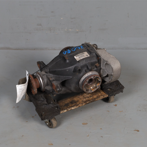 2007-2013 BMW 328i Convertible Rear Differential Carrier 33107566191 OEM