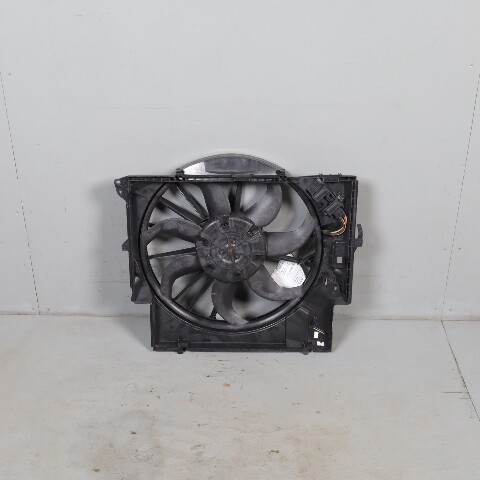 2008-2013 BMW 335i / 2012-2015 BMW X1 Radiator Fan 67327561712 OEM