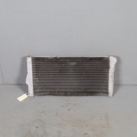 2011-2016 BMW 535i Main Radiator For Manual Transmission 17107562587 OEM