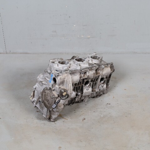 1999-2001 Porsche 911 996 3.4 Right Cylinder 4-6 Head 99610400403 OEM