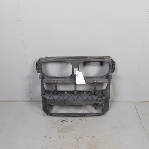 2011-2013 BMW X5 E70 Center Radiator Air Duct OEM 51647222952