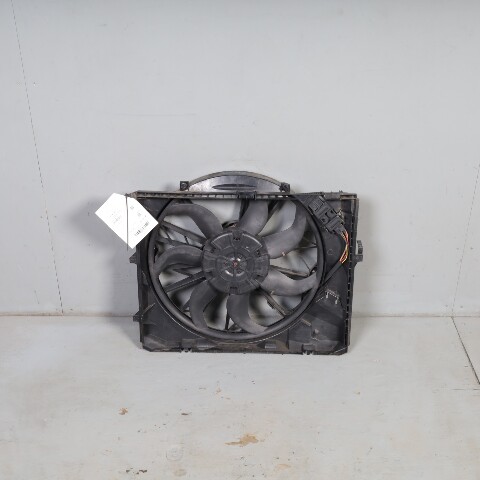 2007-2013 BMW 128i 328i N52 Radiator Cooling Fan w/Shroud 17427562080 OEM