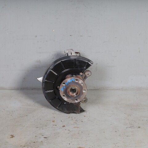 Audi A3 Q3 Jetta Golf Tiguan A3 Right Front Spindle Knuckle Hub OEM