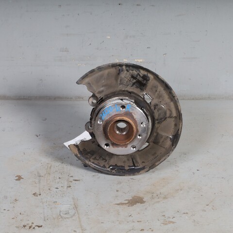 2012-2018 BMW 320i 328i Left Rear Spindle Knuckle Hub 33326792521 OEM