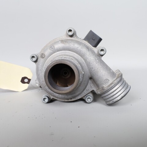2013-2018 BMW 320i Electric Auxiliary Water Pump 11517597715 OEM
