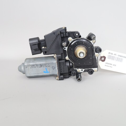 1999-2002 Porsche Boxster 986 RIght Passenger Door Window Motor 98662410202 OEM