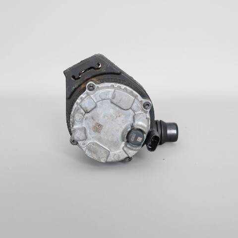 2017-2018 BMW 330e Electric Auxiliary Coolant Water Pump 11518638239 OEM