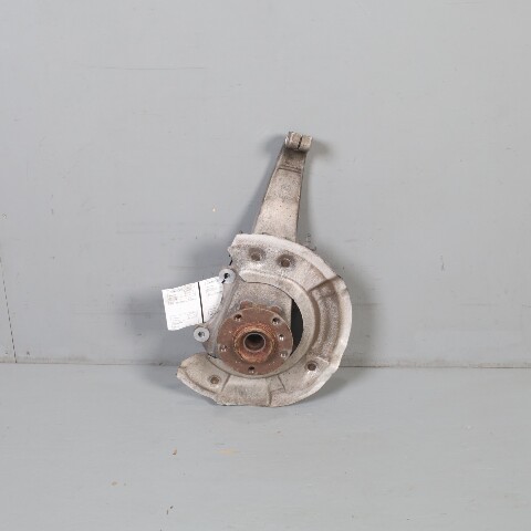 2011-2019 BMW 528i 535i 550i 640i xDrive Right Front Spindle Knuckle Hub OEM