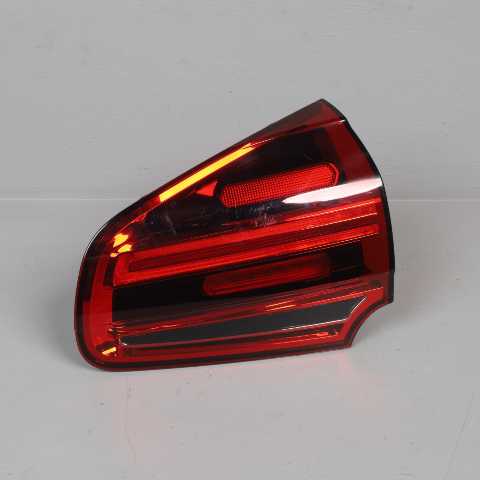 2015-2018 Porsche Cayenne Right Passenger Tail Light OEM 7P5945308N