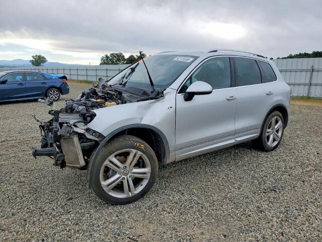 2014 VW Touareg Parts - CNRB 3.0L TDI Engine Air Suspension Stock #26157