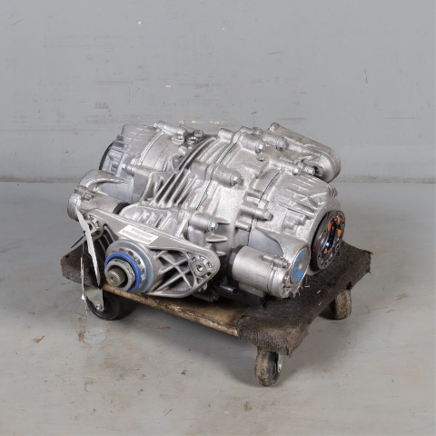 2014-2019 BMW X5 X6 Rear Axle Differential Carrier 33107595261 OEM