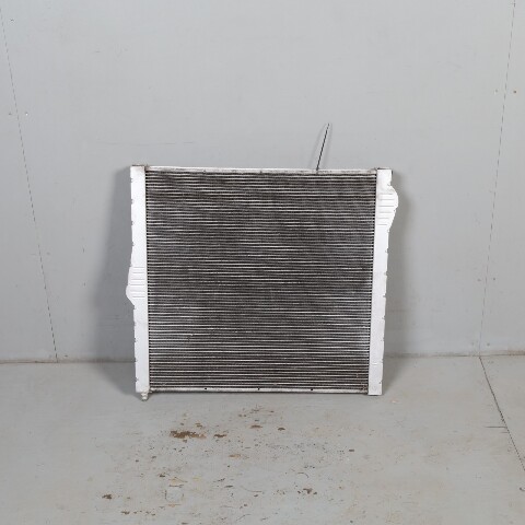 2011-2018 BMW X5 X6 4.4 Radiator Aftermarket 17117576273