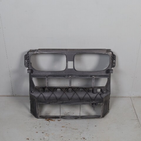 2011-2013 BMW X5 E70 Center Radiator Air Duct OEM 51647222952
