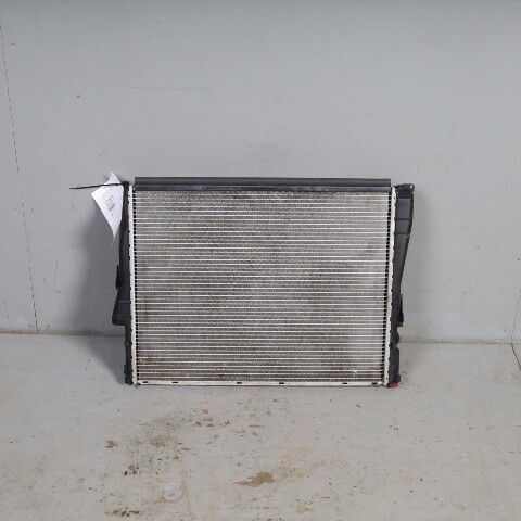 2006-2008 BMW Z4 3.0 Radiator 17117551635 OEM