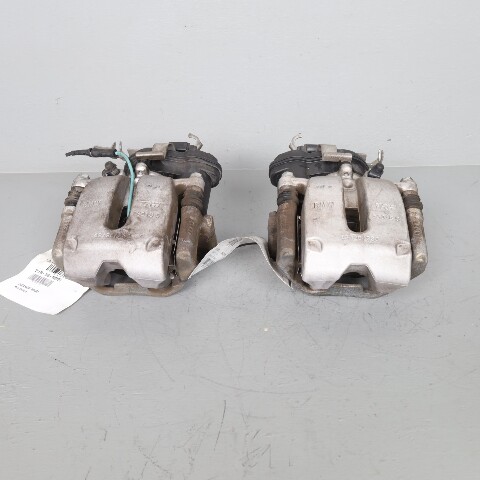 2017-2020 BMW 530i 530E Rear Brake Caliper Set Pair Right / Left OEM 34216870575