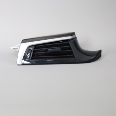 2019 BMW 530i G30 Left Driver Dash AC Air Vent OEM 64229329545 OEM