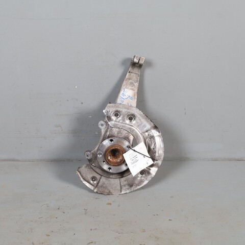 2011-2016 BMW 528i 535i 550i 650i Right Passenger Front Spindle Knuckle Hub OEM