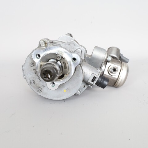 2010-2015 BMW M235i 335i 535i X5 X6 High-Pressure Fuel Pump 13518604231 OEM