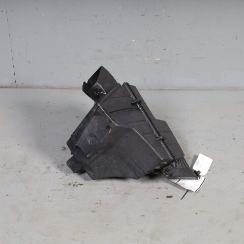 2006 BMW 325i 330i Air Cleaner Filter Box Housing OEM 13717542018