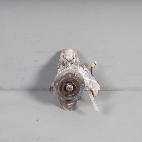 1997-2004 Porsche 911 996 Boxster 986 Right Front Spindle Knuckle Hub OEM