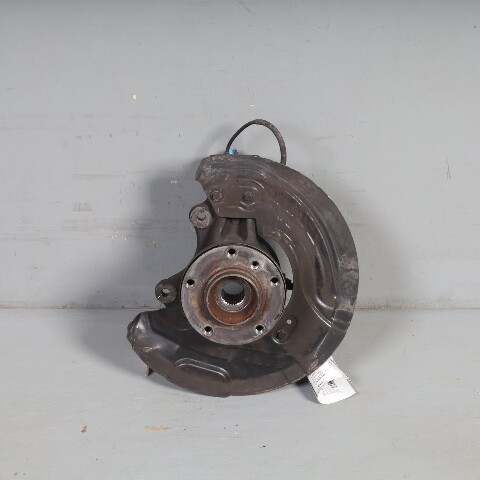 2007-2013 BMW 328xi 335xi Right Front Spindle Knuckle Hub OEM 31216768996