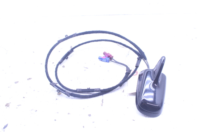 2005 Audi A4 Radio Shark Fin Antenna 34064401 OEM