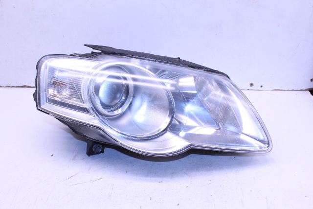 2006-20010 Volkswagen Passat Right Halogen Headlight 3C0941006AE OEM