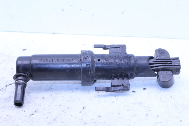 BMW 525i 535i 550i Driver Left Headlight Washer Nozzle 7149885 OEM