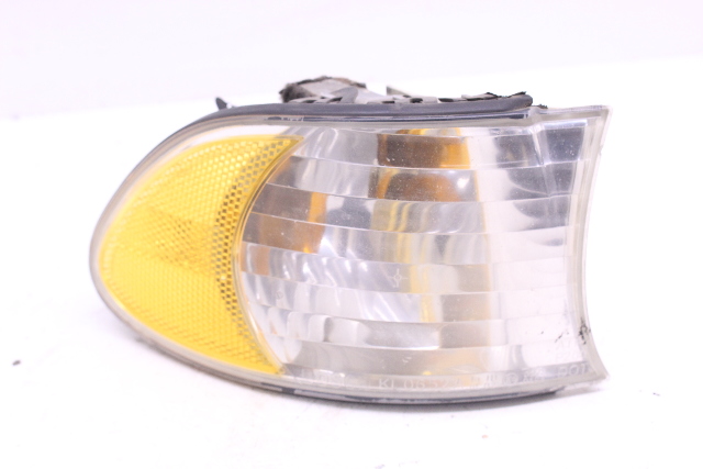 1999 2000 2001 BMW 740i E38 Turn Signal Right 6903992 OEM