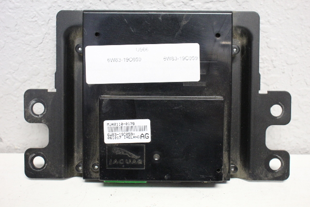 Jaguar Information Navigation Display Screen Computer Module 6W83-19C059 OEM