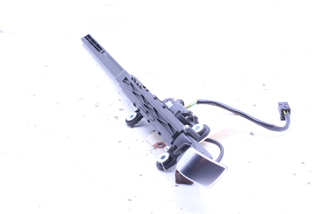 2008-2012 BMW 328i 335i M3 Coupe Right Seat Belt Guide Arm 72119165380 OEM