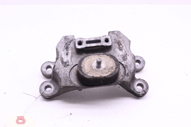 2014 Audi A4 Gearbox Mounting Transmission Mount Bracket 8K0399115T OEM