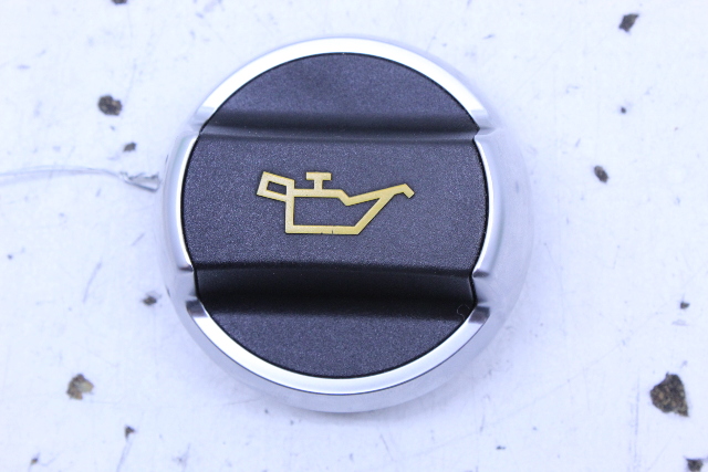 2012 Porsche 911 991 3.8 Engine Oil Reservoir Filler Cap Lid 99110747500 OEM