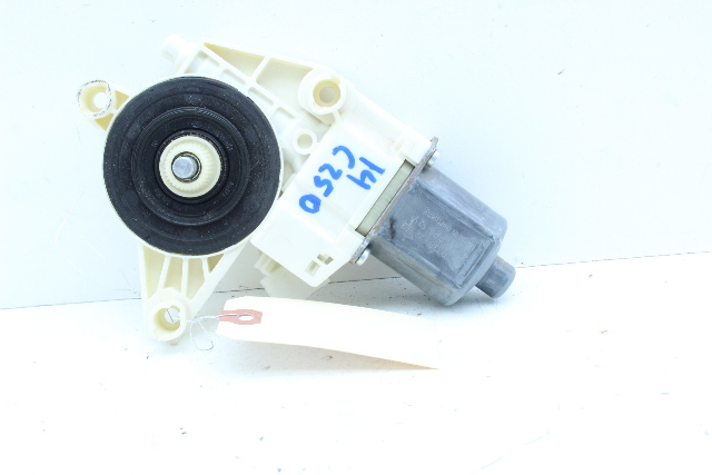 Mercedes Benz GLK350 GLK250 Driver Left Front Window Motor A2048200142 OEM