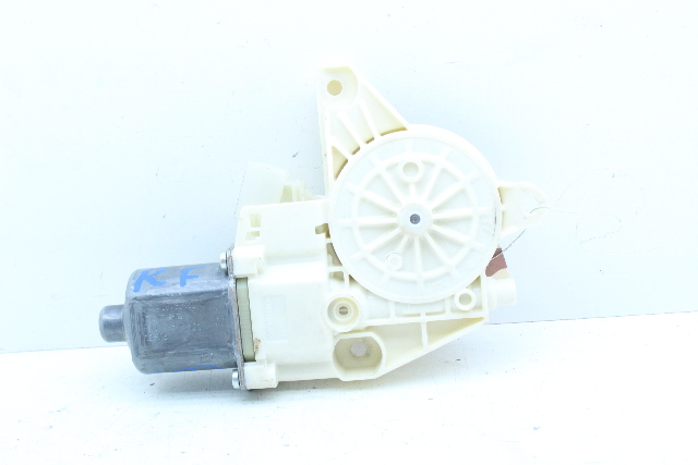 Mercedes Benz GLK350 GLK250 W204 Right Front Window Motor A2048200242 OEM