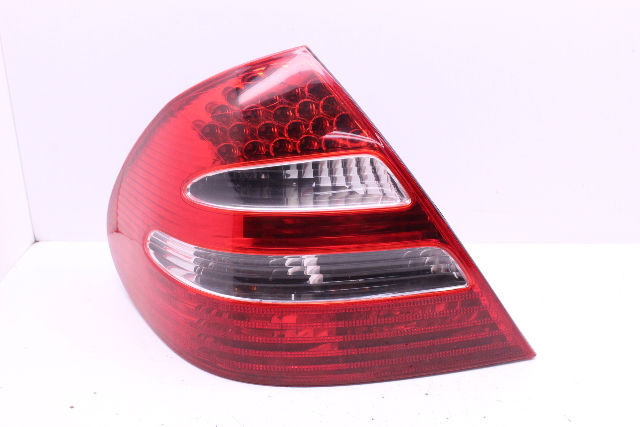 Mercedes Benz E320 E350 E500 Driver Left LED Tail Light A2118200564 OEM