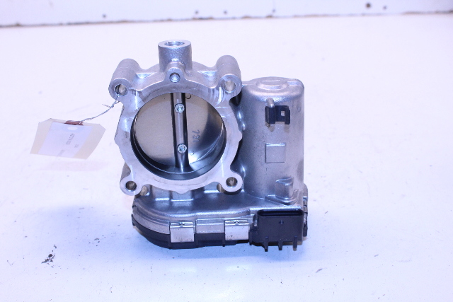 2015 Mercedes Benz C300 Sedan Throttle Body 2701410025 OEM