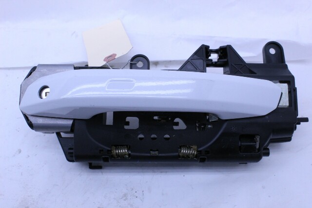 2020 Audi A4 B9 Front Outside Door Handle Carrier Left Driver