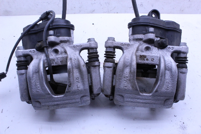 2017 2018 2019 2020 Audi A4 B9 Rear Brake Caliper Calipers Right Left Pair OEM